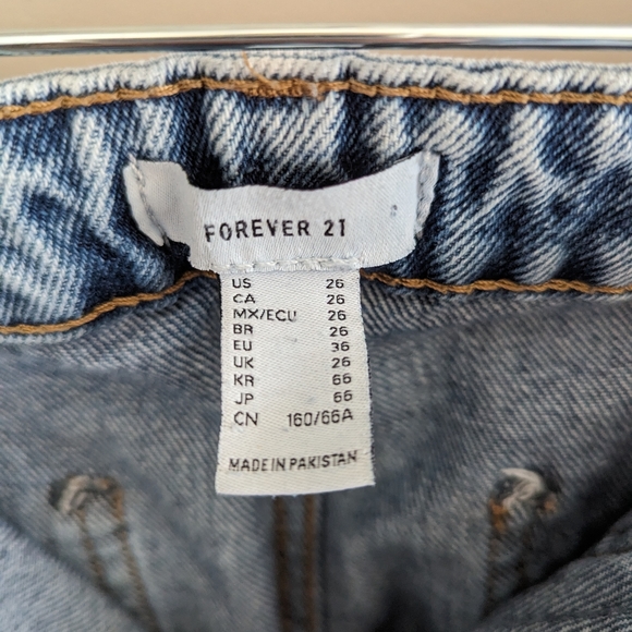 Forever 21 Carpenter Jean Size 26 - Picture 4 of 4